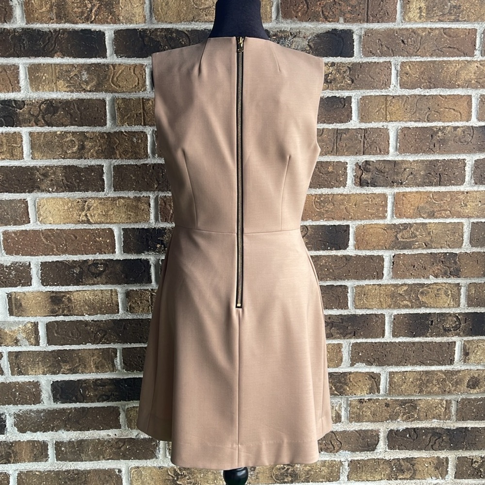 MILLY Elegant Tan Wool Sleeveless Dress - Picture 3 of 11